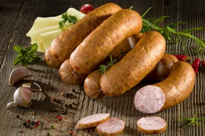 kielbasa grillowa z serem